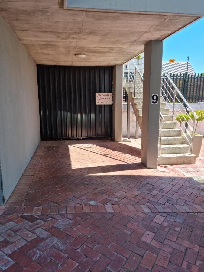 Modern, Centrally Located Dorp Street Apartment Stellenbosch Exterior foto